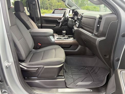 Used 2023 Chevrolet Silverado 1500 LT w/ LPO, Liner Protection Package AWD/4WD image 15