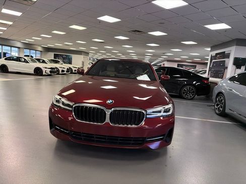 Used 2023 BMW 530i w/ Premium Package RWD image 2