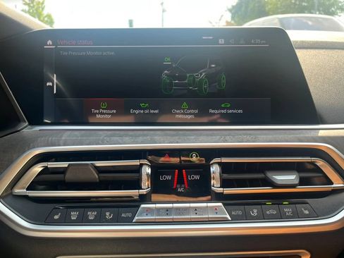 Used 2019 BMW X5 xDrive40i AWD/4WD image 21