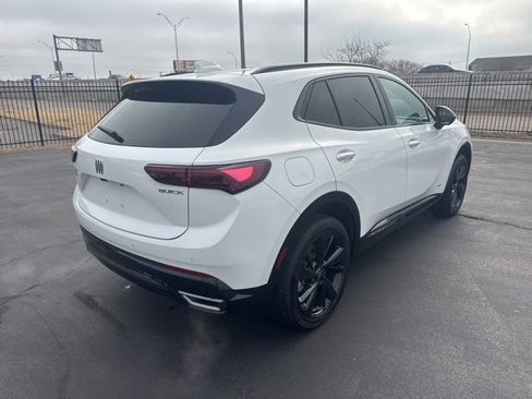 Used 2025 Buick Envision Sport Touring image 3