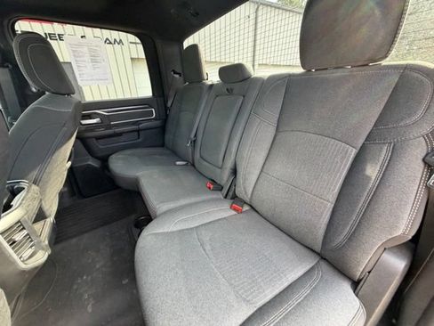 Used 2023 RAM 2500 Big Horn w/ Night Edition AWD/4WD image 9
