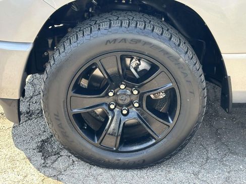 Used 2020 RAM 1500 Big Horn AWD/4WD image 8