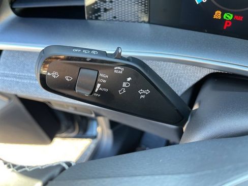 New 2026 Volkswagen Tiguan S image 14