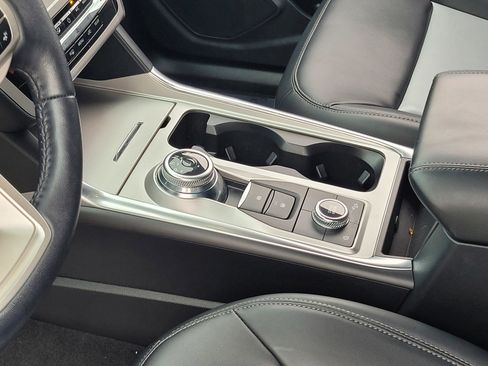 Used 2023 Ford Explorer XLT w/ Equipment Group 202A image 20