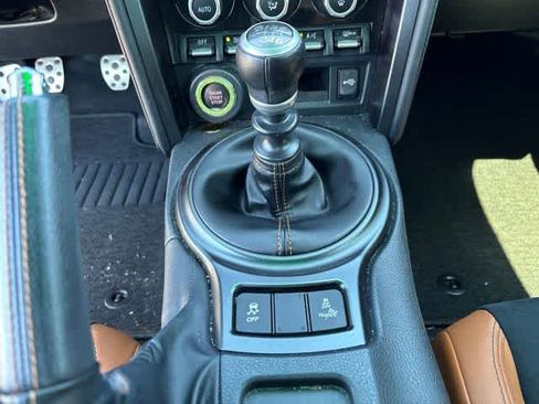 Used 2020 Toyota 86 RWD image 18