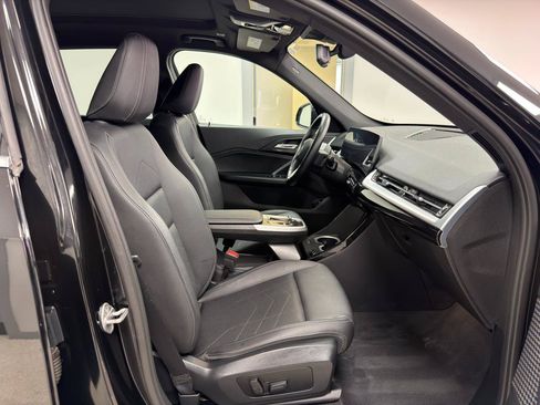 Used 2023 BMW X1 xDrive28i w/ Convenience Package AWD/4WD image 10