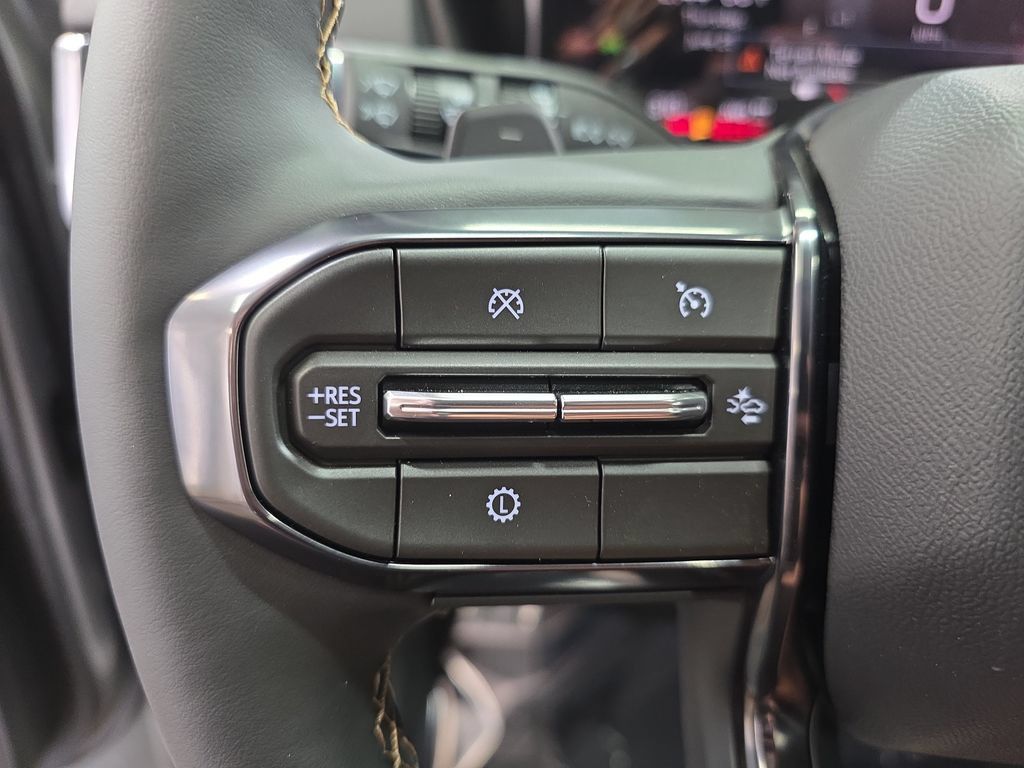 New 2026 GMC Terrain AT4 w/ Convenience Package III AWD/4WD image 17