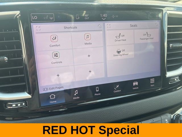 Used 2023 Chrysler Pacifica Touring-L FWD image 22
