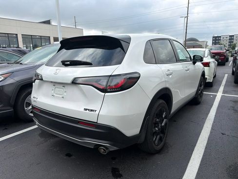 Certified 2024 Honda HR-V Sport image 3