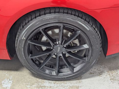 Used 2015 Chevrolet Camaro LT RWD image 22