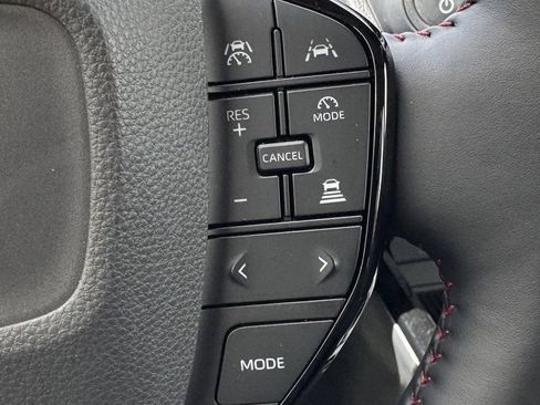 Used 2024 Toyota Prius Prime FWD image 18