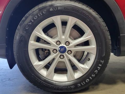 Used 2018 Ford Escape SE w/ SE Sync 3 Package AWD/4WD image 9