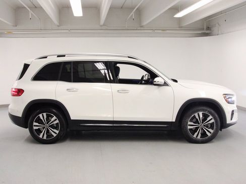 Certified 2025 Mercedes-Benz GLB 250 4MATIC image 5