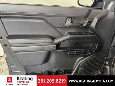 Certified 2025 Toyota 4Runner TRD Off-Road Premium image 13