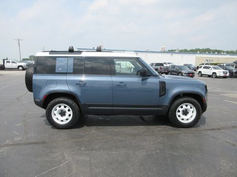 Used 2021 Land Rover Defender 110 AWD/4WD image 2