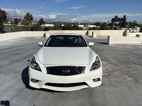 Used 2014 INFINITI Q60 Journey w/ Premium Package image 5