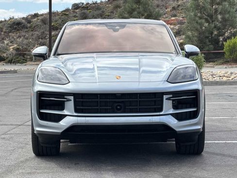 Certified 2026 Porsche Cayenne GTS image 11