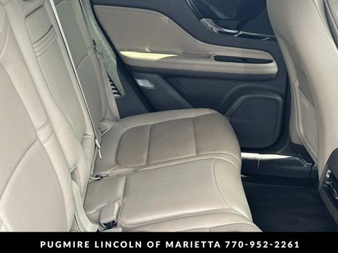 Used 2020 Lincoln Corsair Reserve w/ Appearance Package FWD image 15