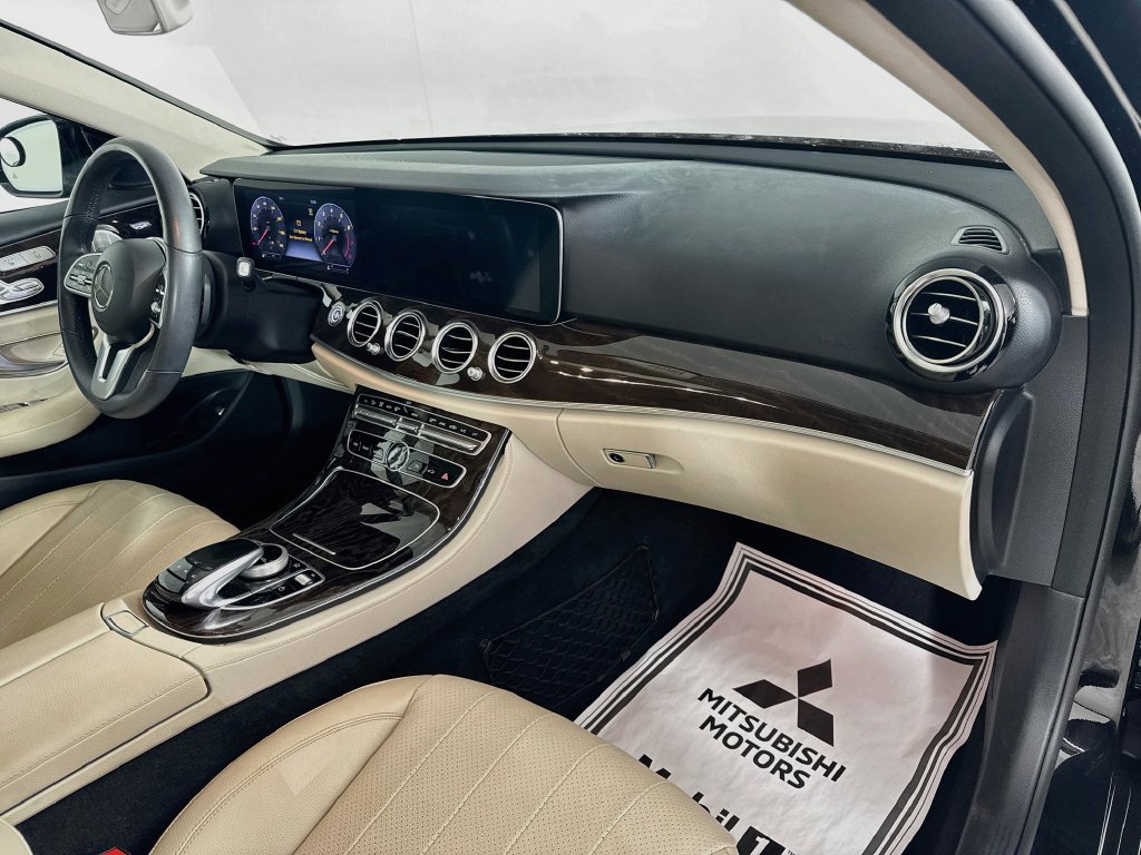 Used 2020 Mercedes-Benz E 350 4MATIC Sedan image 32