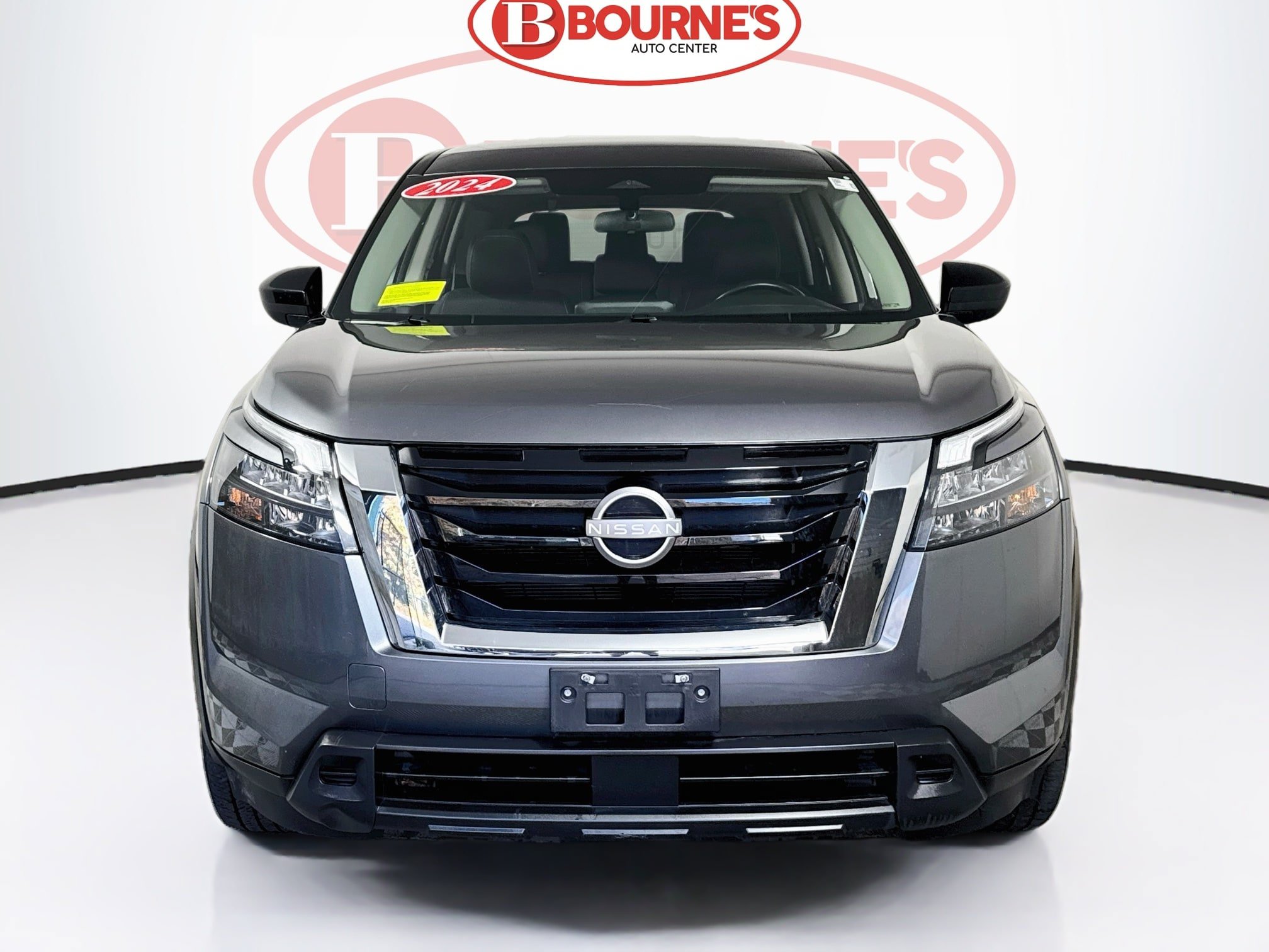 Used 2024 Nissan Pathfinder S AWD/4WD image 4