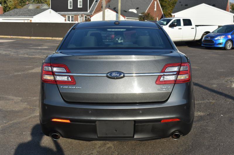 Used 2016 Ford Taurus SEL w/ Equipment Group 201A FWD image 6