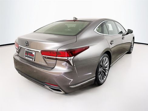 Used 2020 Lexus LS 500 image 7