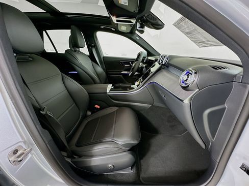 New 2026 Mercedes-Benz GLC 300 image 31