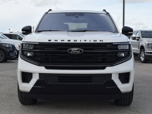 New 2025 Ford Expedition Platinum w/ Stealth Appearance Package image 2