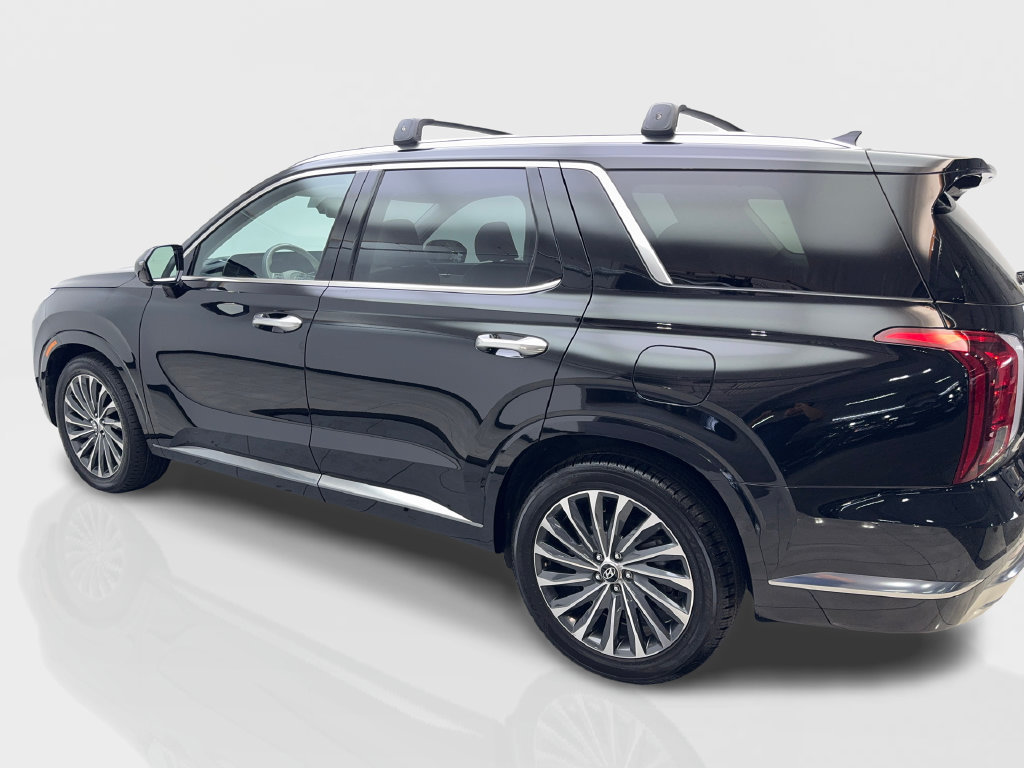Used 2023 Hyundai Palisade Calligraphy w/ Cargo Package AWD/4WD image 15