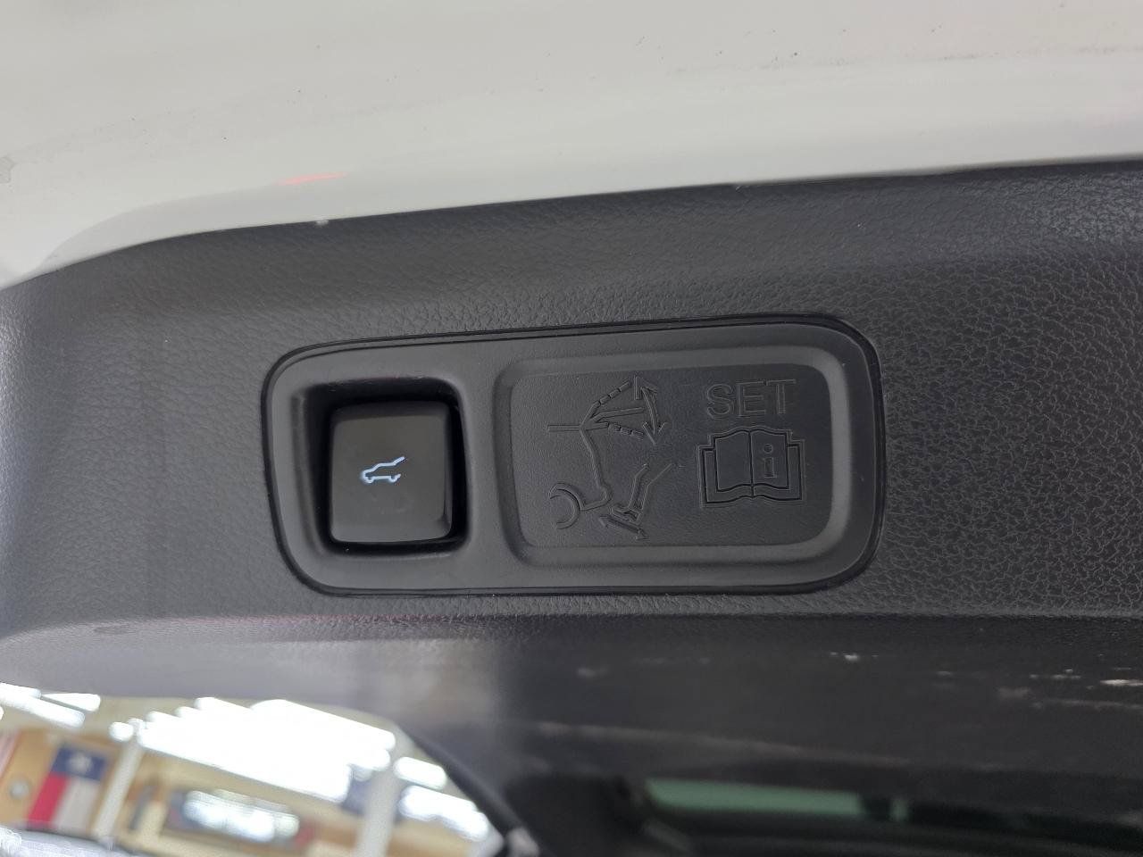 Used 2023 Ford Expedition Max Limited RWD image 16