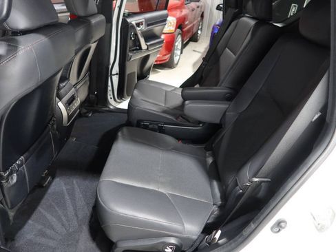 Used 2023 Lexus GX 460 Premium w/ Accessory Package AWD/4WD image 17