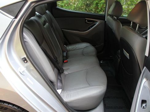 Used 2015 Hyundai Elantra Sport w/ Option Group 04 FWD image 15