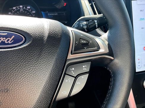 Used 2024 Ford Edge Titanium AWD/4WD image 23