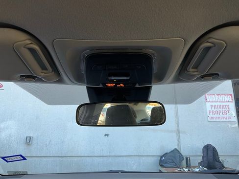 Used 2025 Toyota Corolla LE image 15