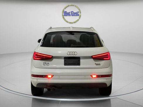 Used 2017 Audi Q3 2.0T Premium AWD/4WD image 4