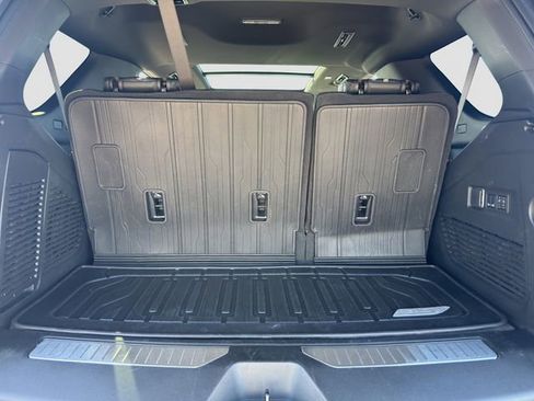 Used 2025 GMC Yukon Denali w/ Denali Reserve Package image 30