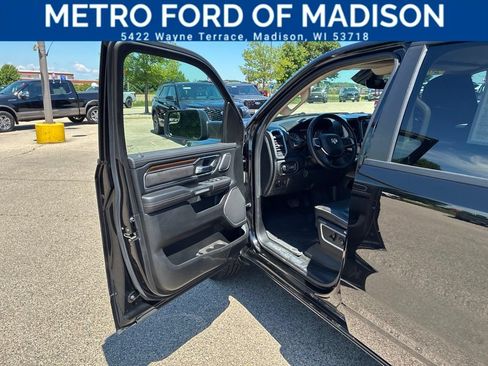 Used 2021 RAM 1500 Laramie AWD/4WD image 15