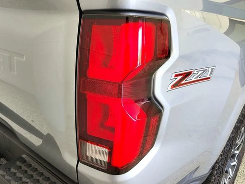 Used 2026 Chevrolet Colorado Z71 w/ Technology Package AWD/4WD image 40