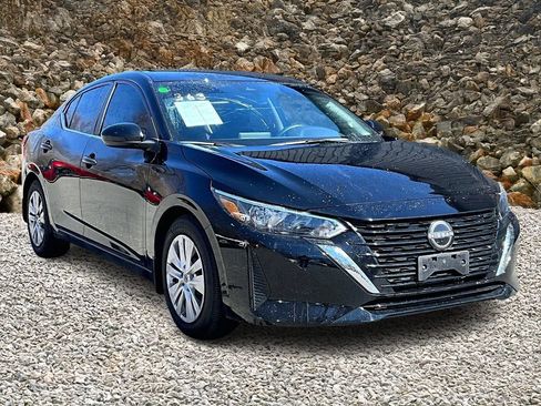 Used 2024 Nissan Sentra S w/ Lighting Package image 9