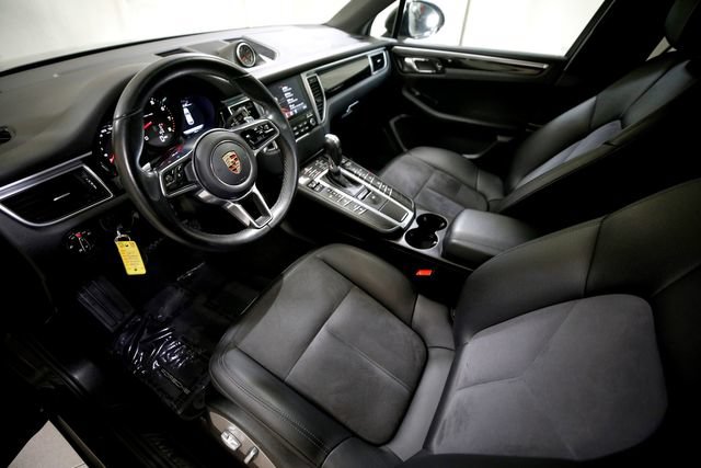 Used 2017 Porsche Macan AWD/4WD image 6