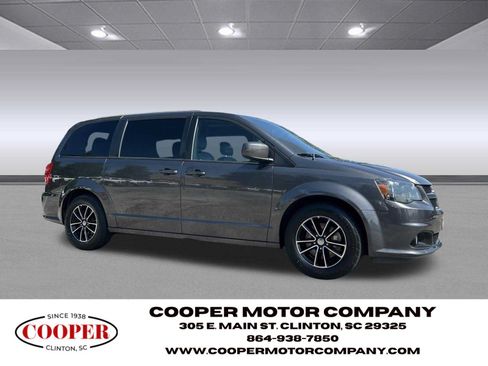 Used 2018 Dodge Grand Caravan GT FWD image 7