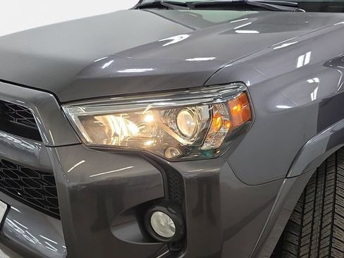 Used 2019 Toyota 4Runner SR5 Premium image 30