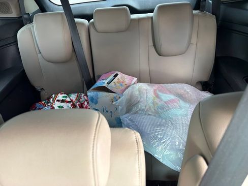 Used 2019 Honda Odyssey Elite image 7