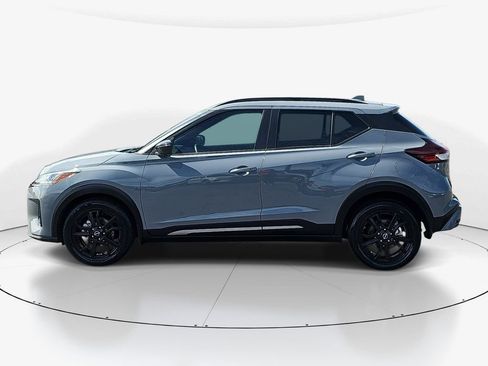 Used 2023 Nissan Kicks SR FWD image 10
