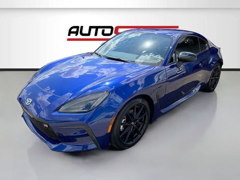 Used 2025 Toyota GR86 Premium w/ ALL Weather Mat Package (TMS) image 3