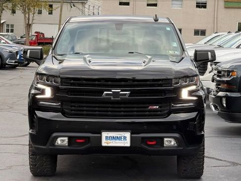 Used 2022 Chevrolet Silverado 1500 LT Trail Boss w/ LT Trail Boss Premium Package image 2
