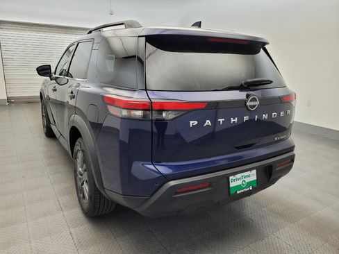 Used 2022 Nissan Pathfinder SV AWD/4WD image 5