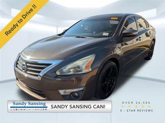 Used 2014 Nissan Altima 2.5 SV w/ Convenience Package video 1