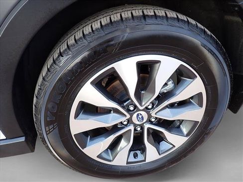 Certified 2024 Subaru Outback Limited AWD/4WD image 7