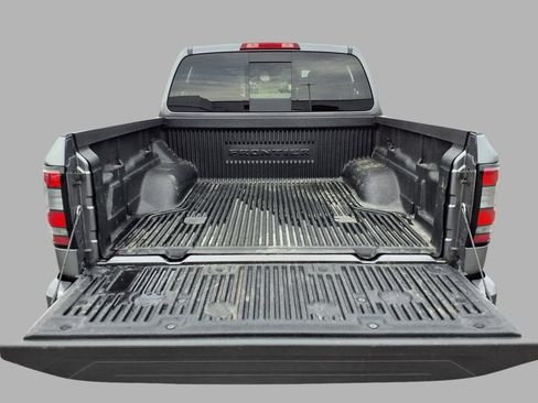 Used 2026 Nissan Frontier PRO-4X AWD/4WD image 26